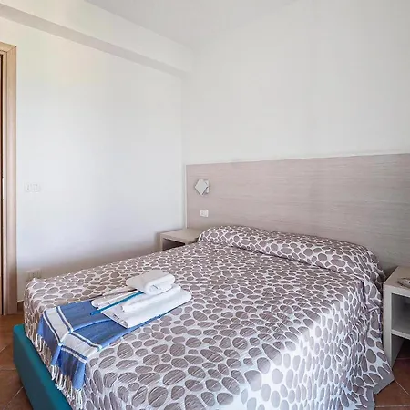Semesterbostad Cozy In With House Sea View Marina di Modica